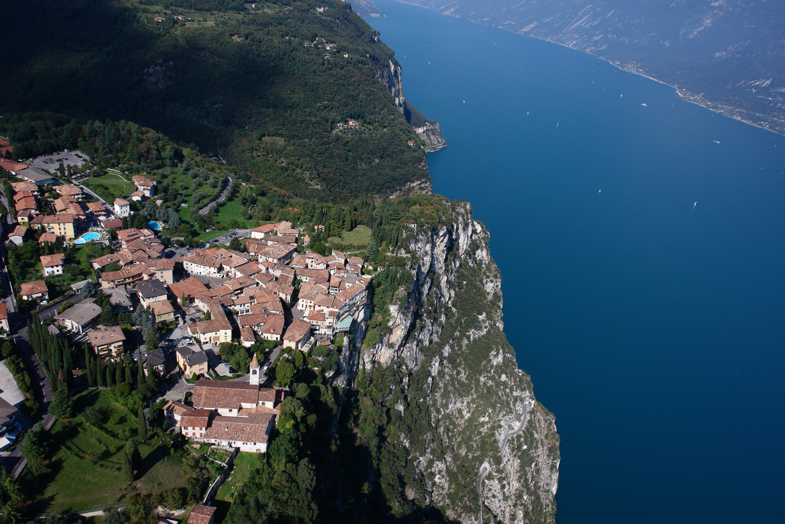 Tremosine am Gardasee: Kannst du ein Geheimnis wahren? Unser Geheimnis? Ab heute auch deines.